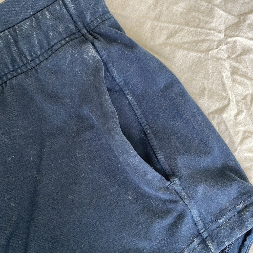 🍋 gently used lululemon inner glow shorts🍋 - Picture 3 of 7